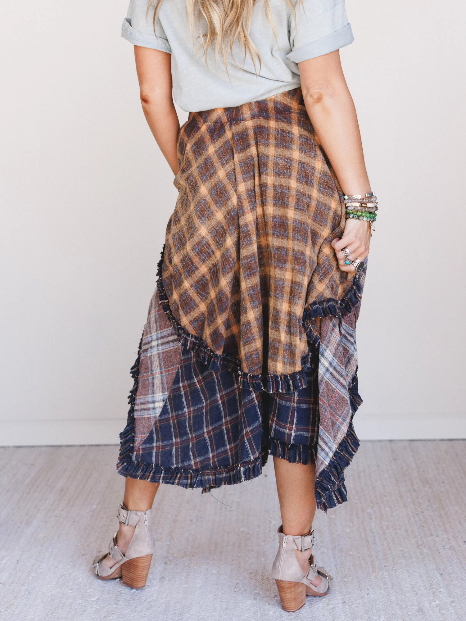 Sand Dancer Plaid Skirt - Navy - Image 8