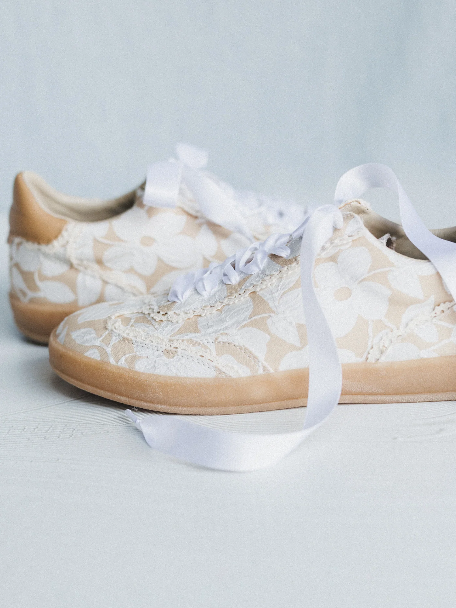 Sand Dune Sneakers - Beige Floral - Image 2
