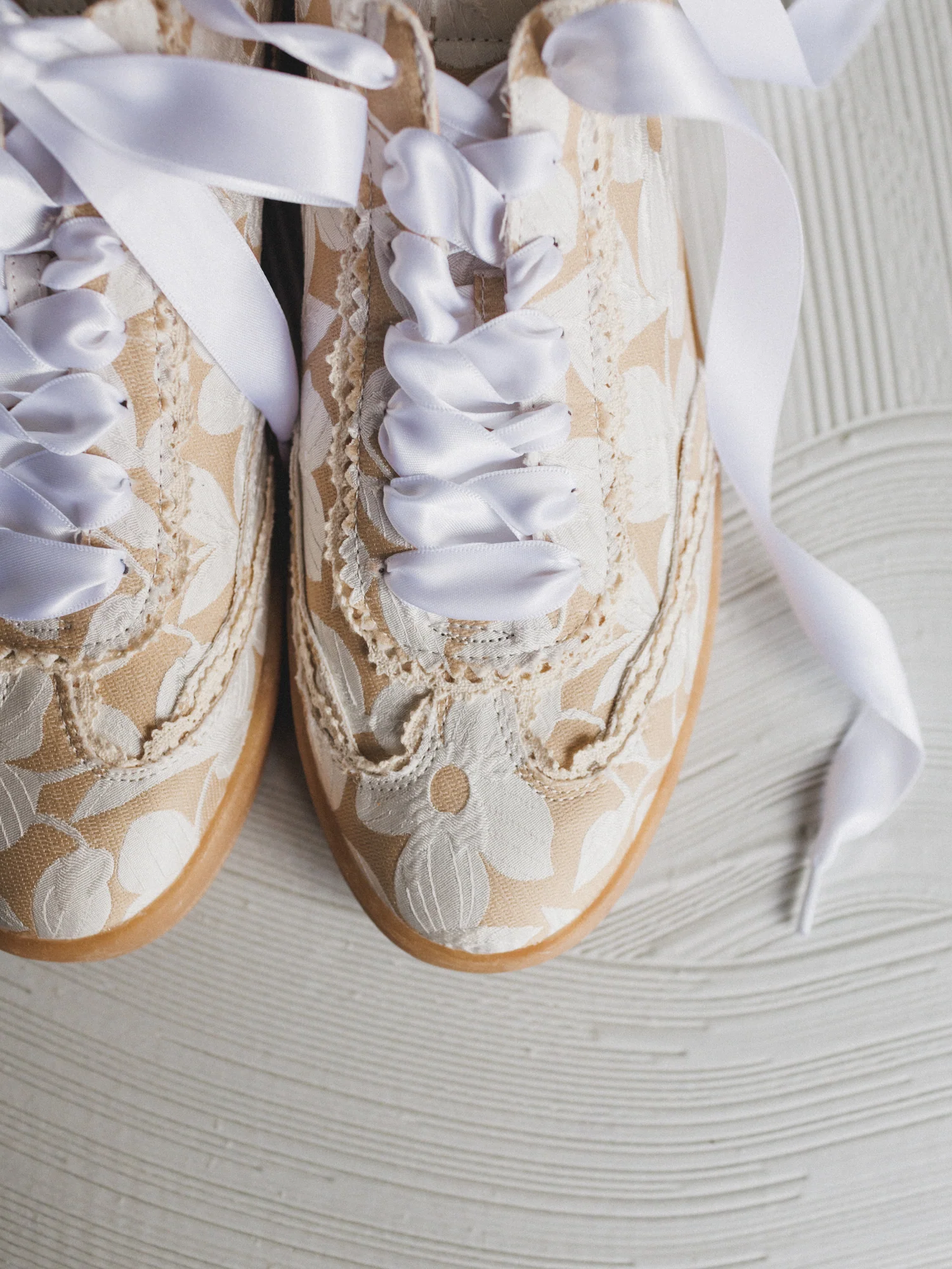 Sand Dune Sneakers - Beige Floral - Image 3