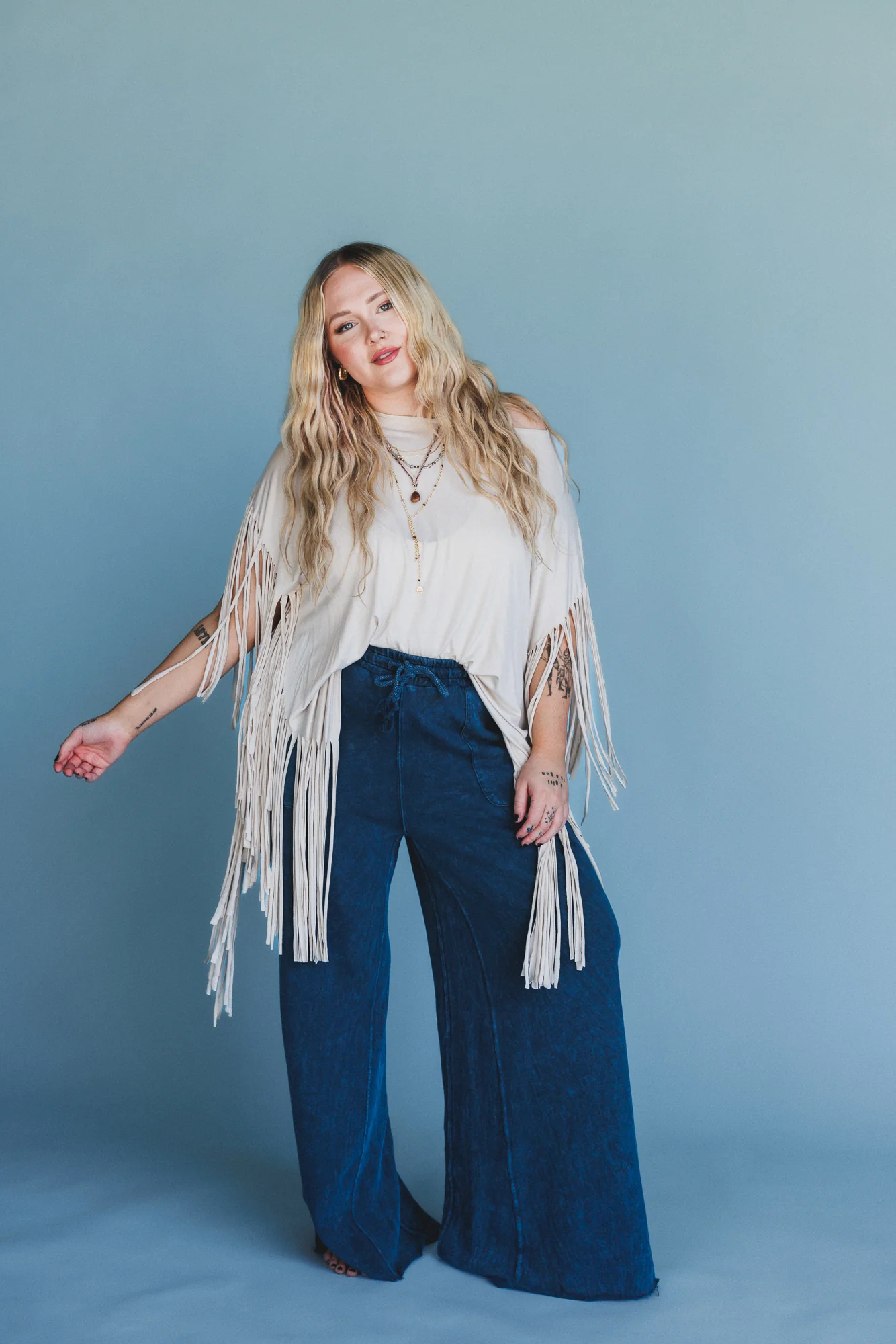 The Nest Showstopper Fringe Top - Oat - Image 2