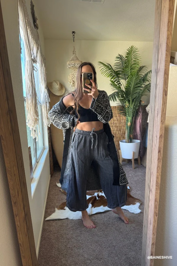 The Nest So Comfy Wide Leg Pant Petite Length - Charcoal - Image 2