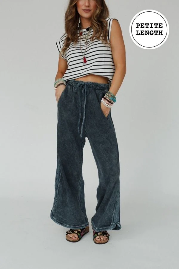 The Nest So Comfy Wide Leg Pant Petite Length - Navy - Pre Order