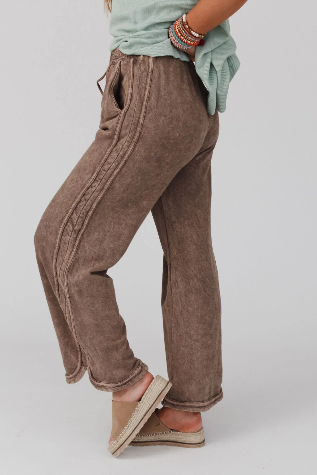 So Comfy Wide Leg Pant Full Length - Mocha - Image 3
