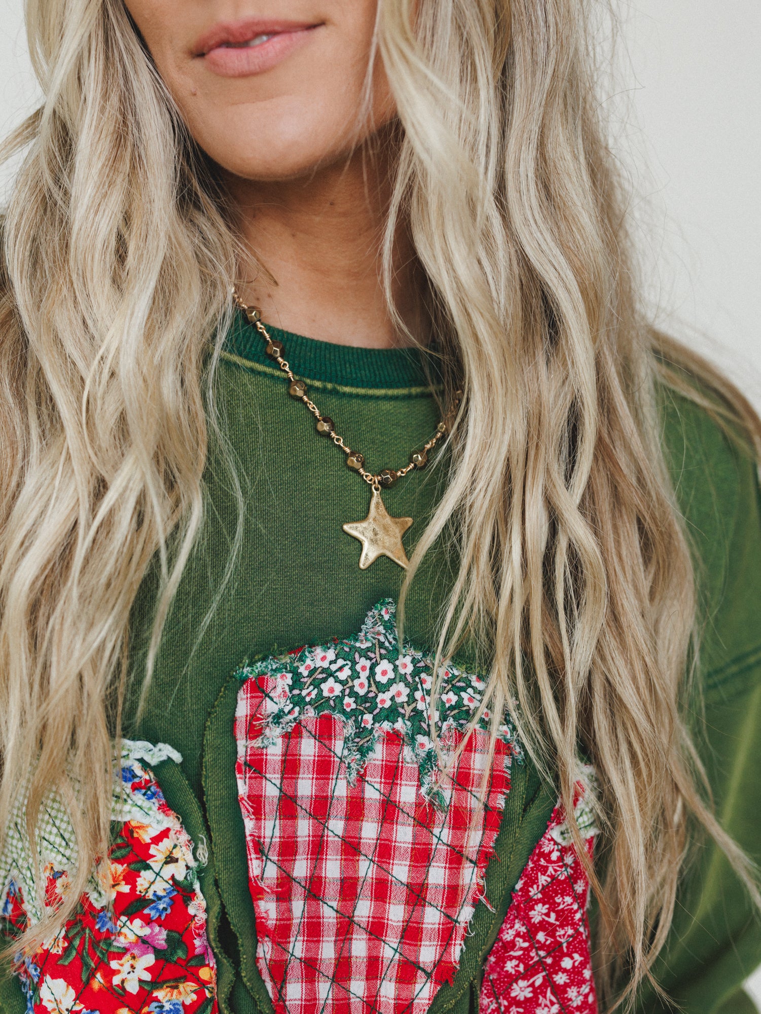 Star Dust Necklace - Gold - Image 6