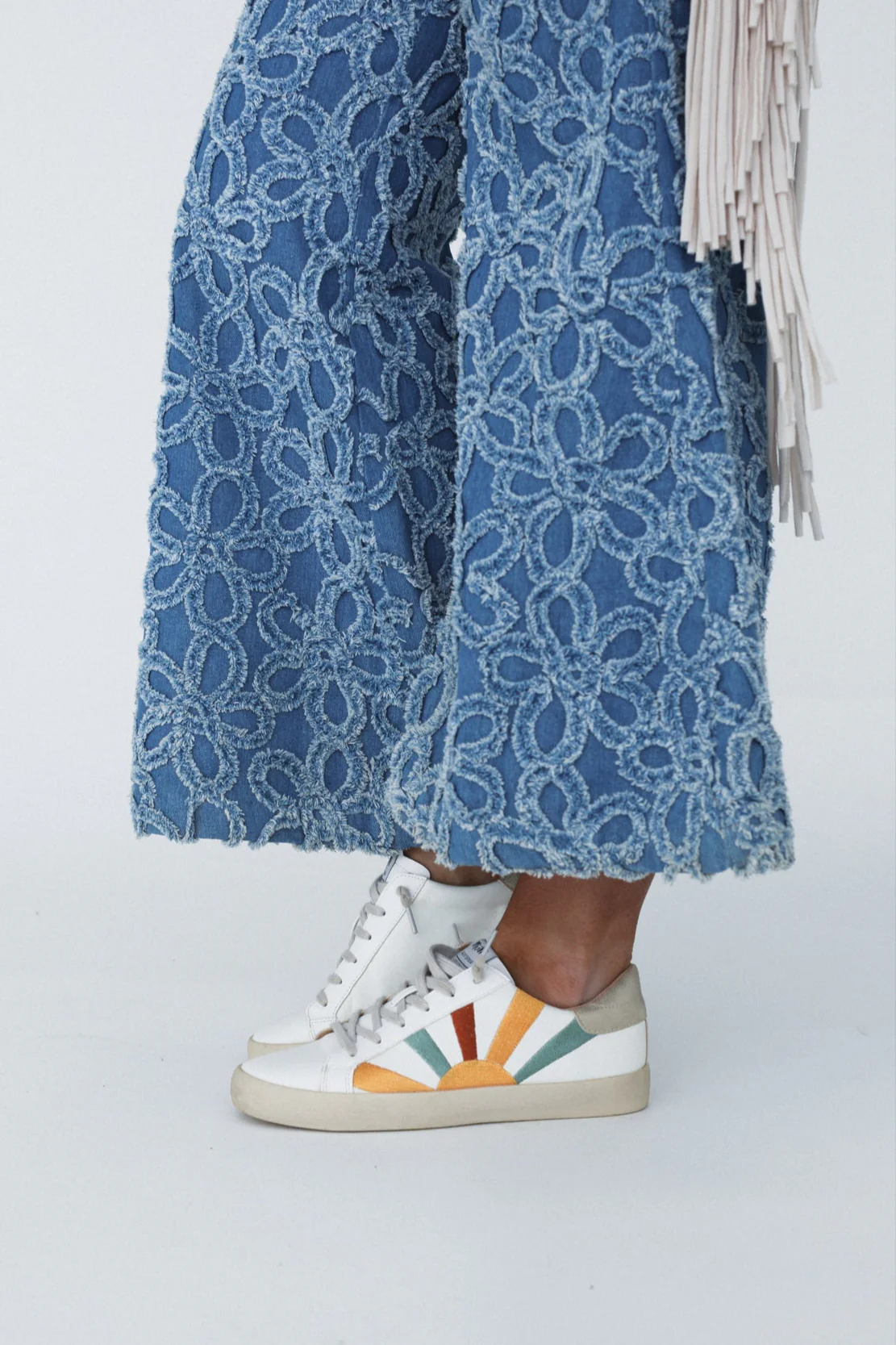 Sun Rays Retro Sneakers - Blue - Image 3