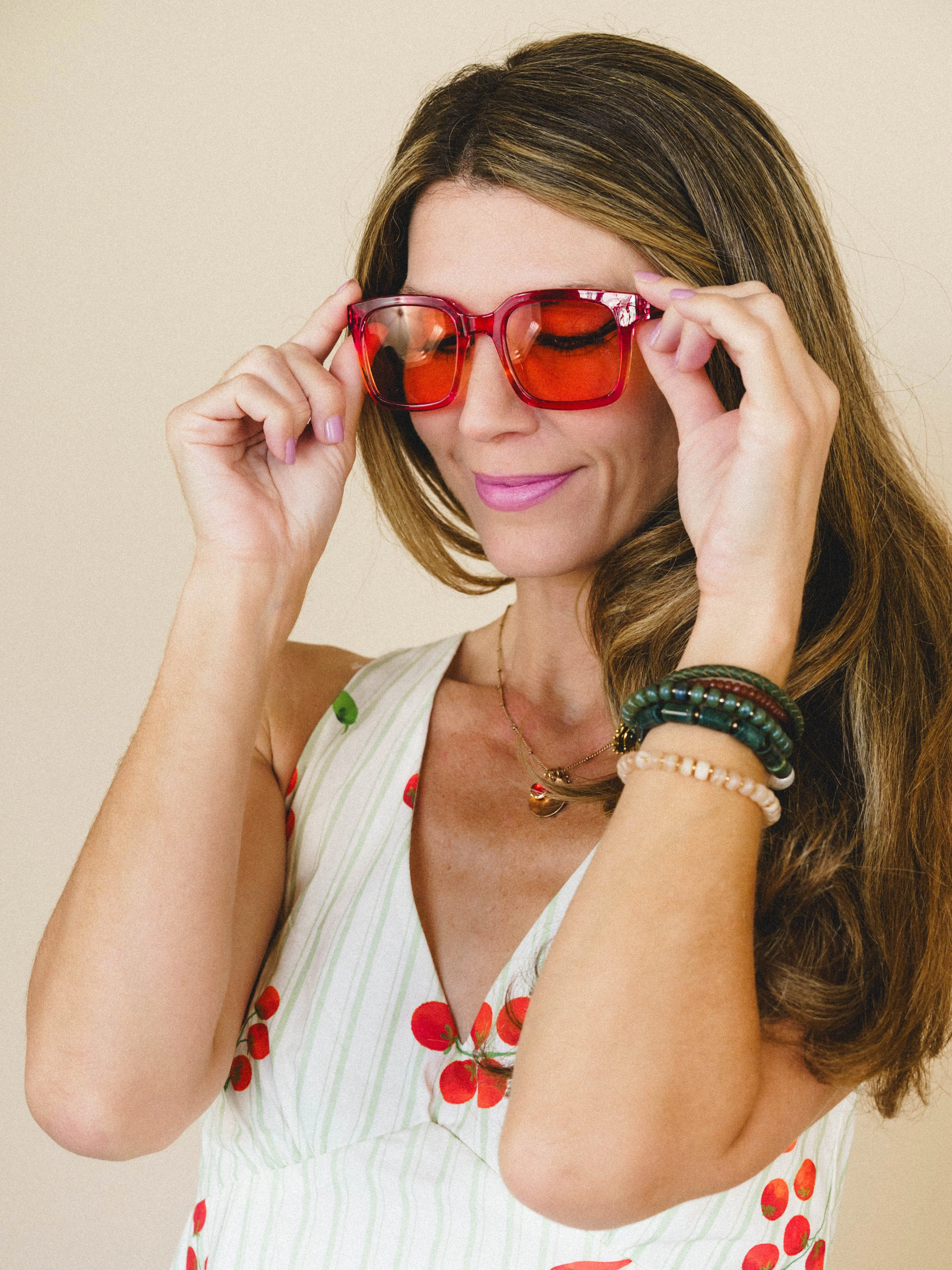 Sunny Side Sunglasses - Red - Image 2