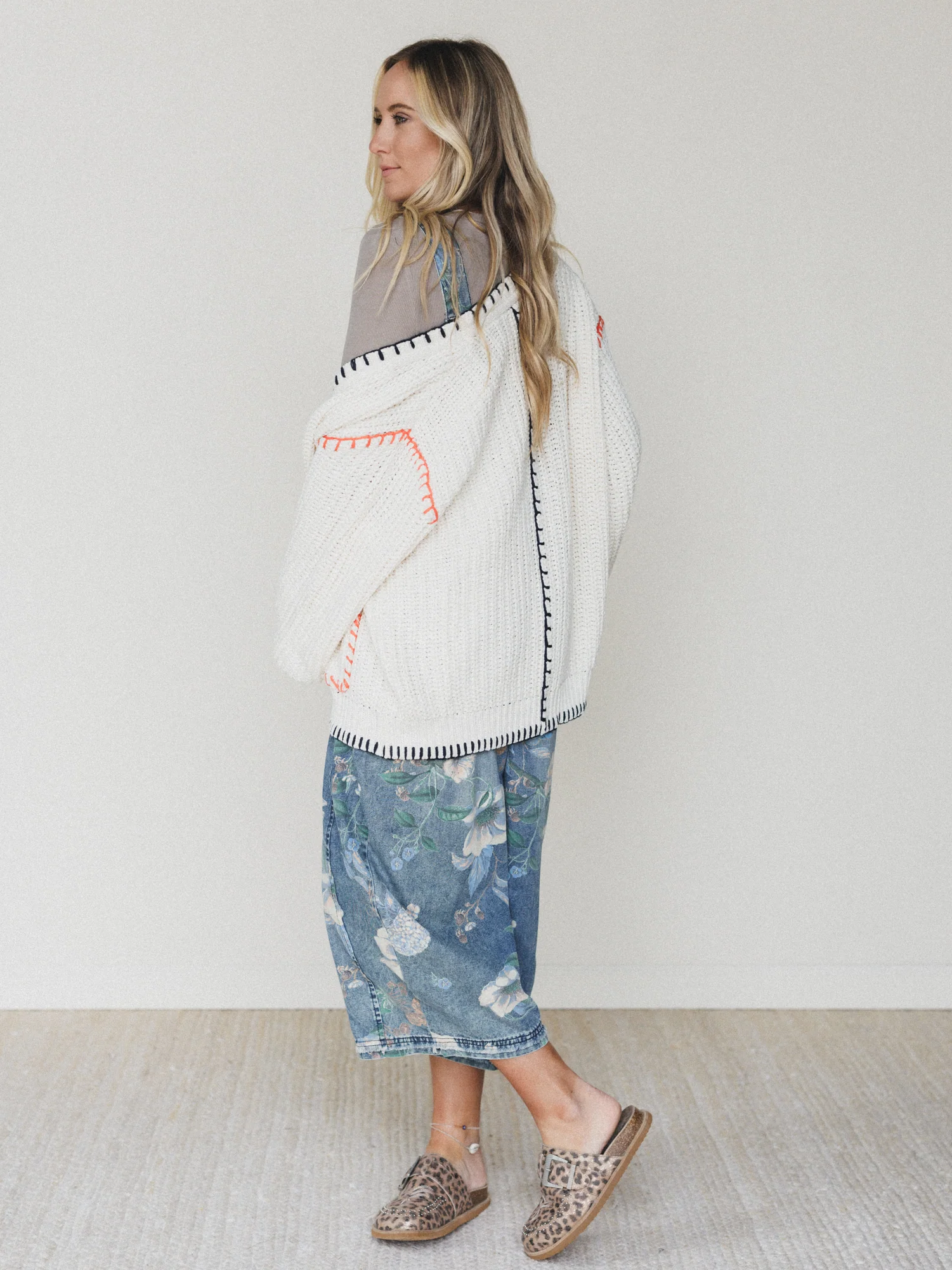 Switched And Stylish Open Cardigan - Cream - Image 3