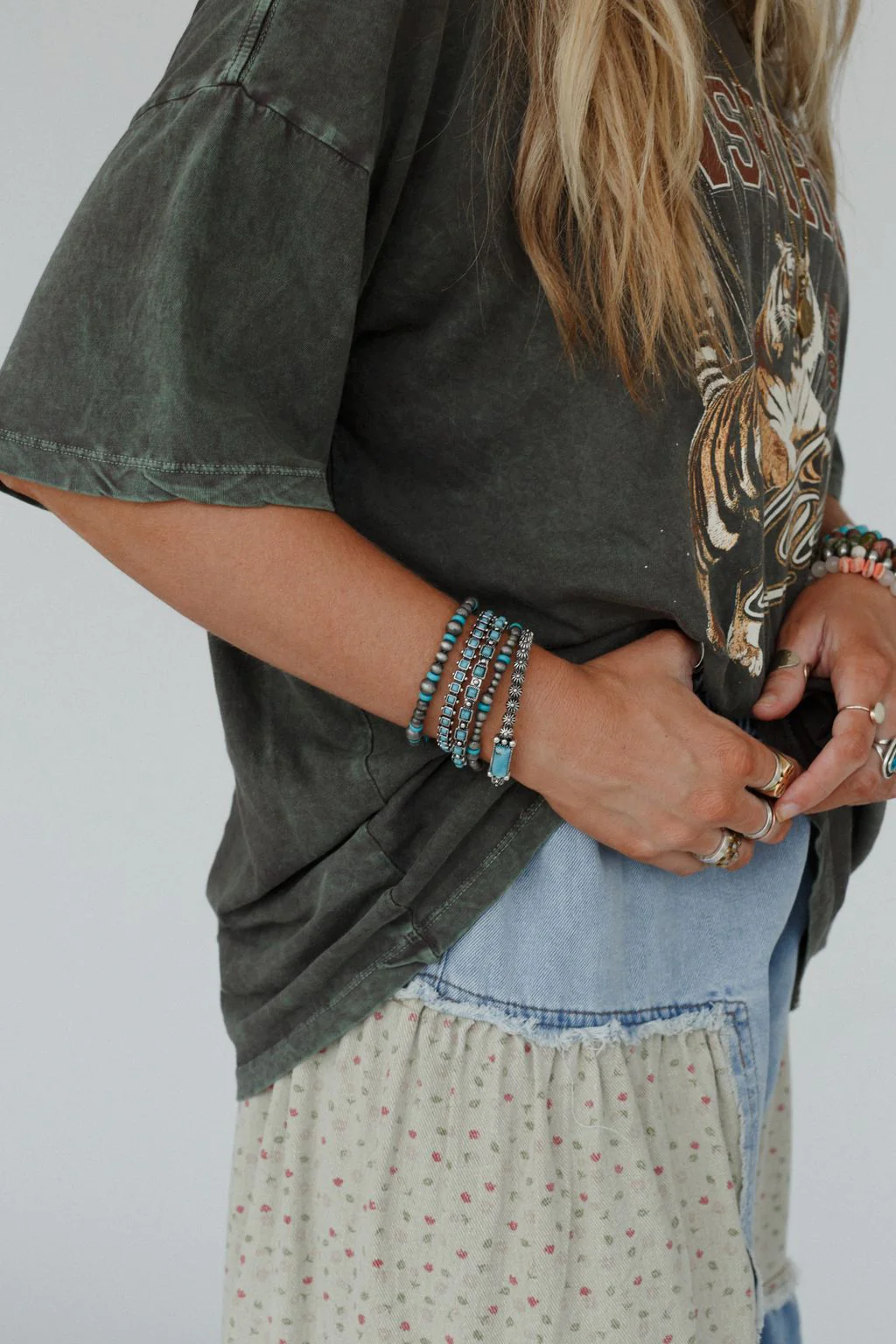Tawny Stone Bracelet Set - Turquoise - Image 2