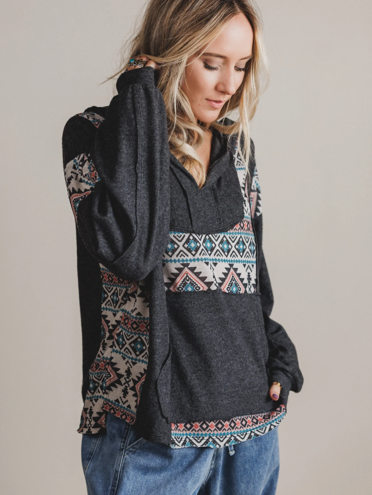 The Nest Beach Nights Pullover Hoodie Top - Charcoal - Image 5
