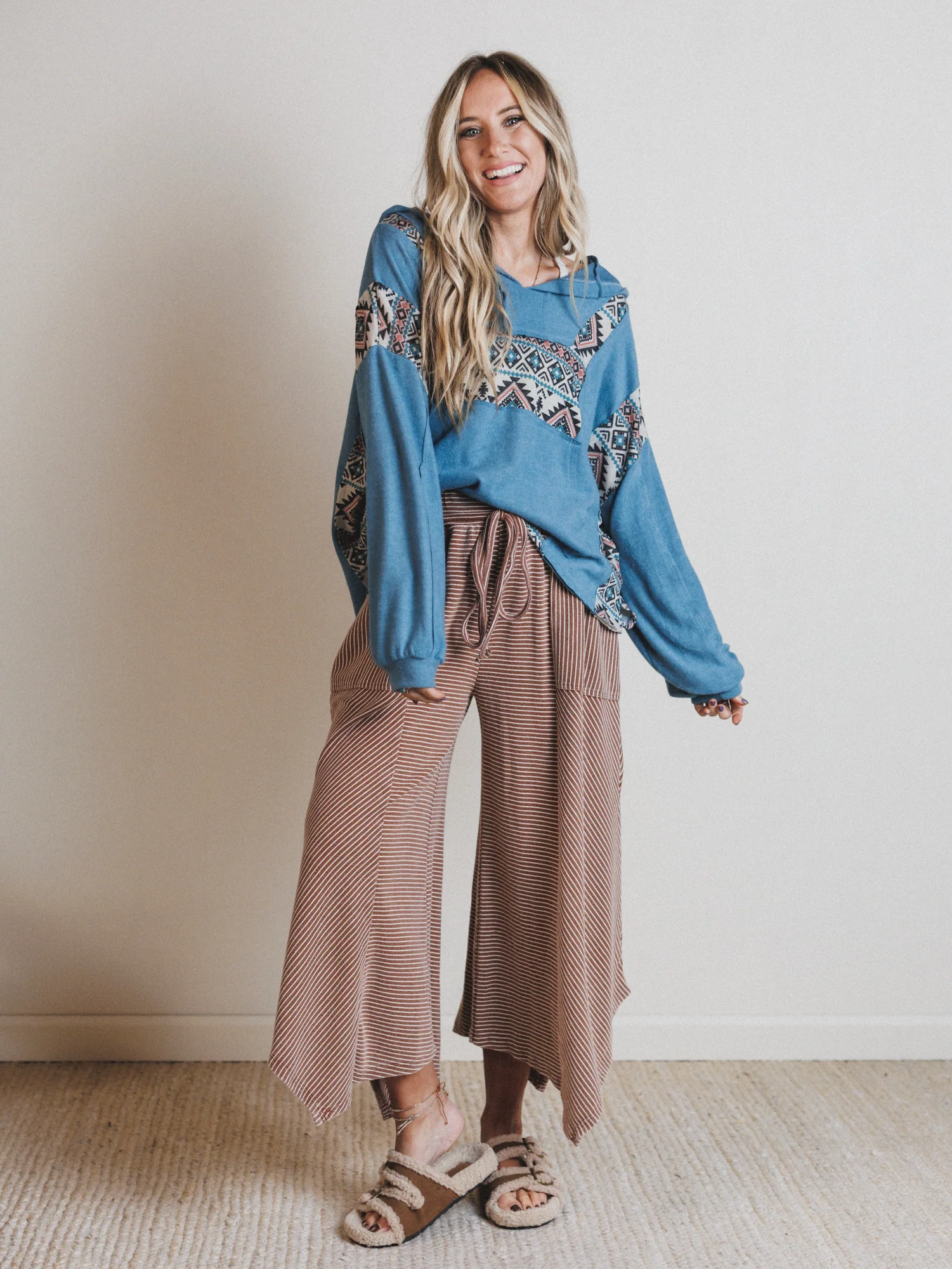 The Nest Beach Nights Pullover Hoodie Top - Teal - Image 4