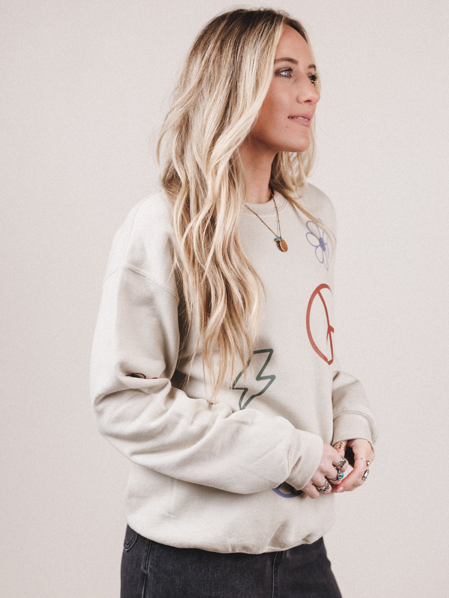 The Nest Boho All Over Sweatshirt - Sand - Image 3