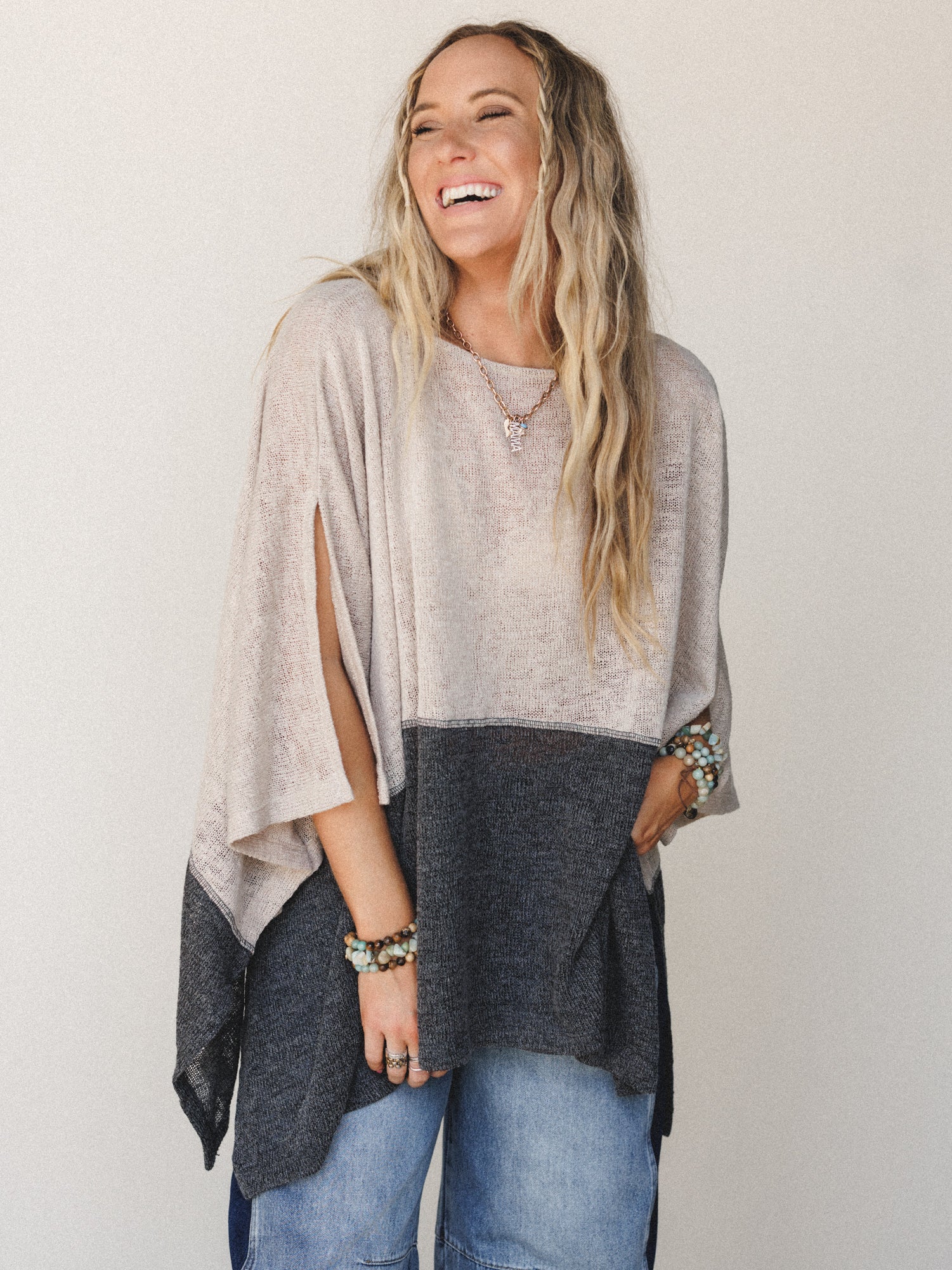 The Nest Bold Horizon Top - Beige Black - Image 3