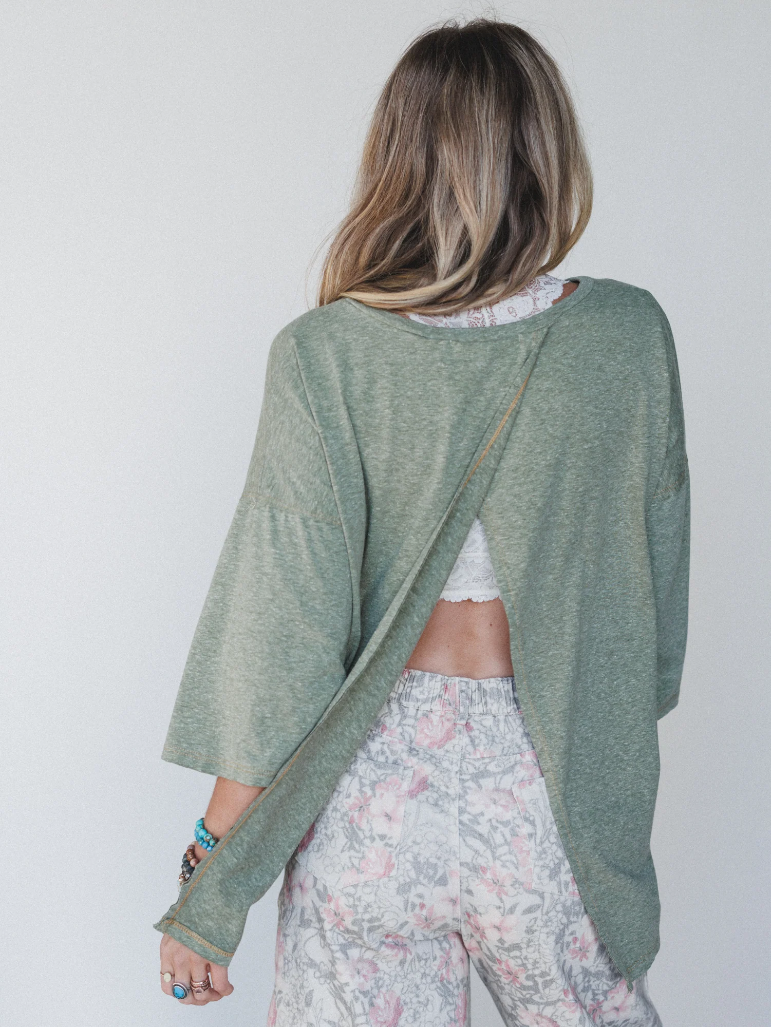 The Nest Callie Split Back Top - Olive