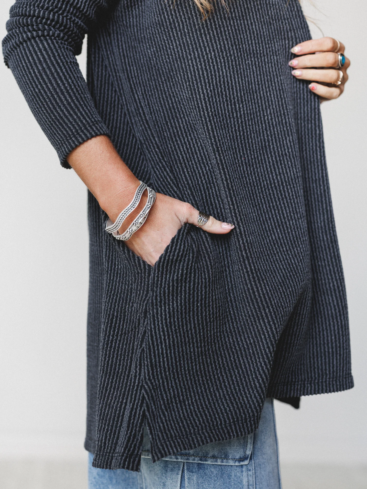 The Nest Classic Layers Cardigan - Charcoal - Image 3