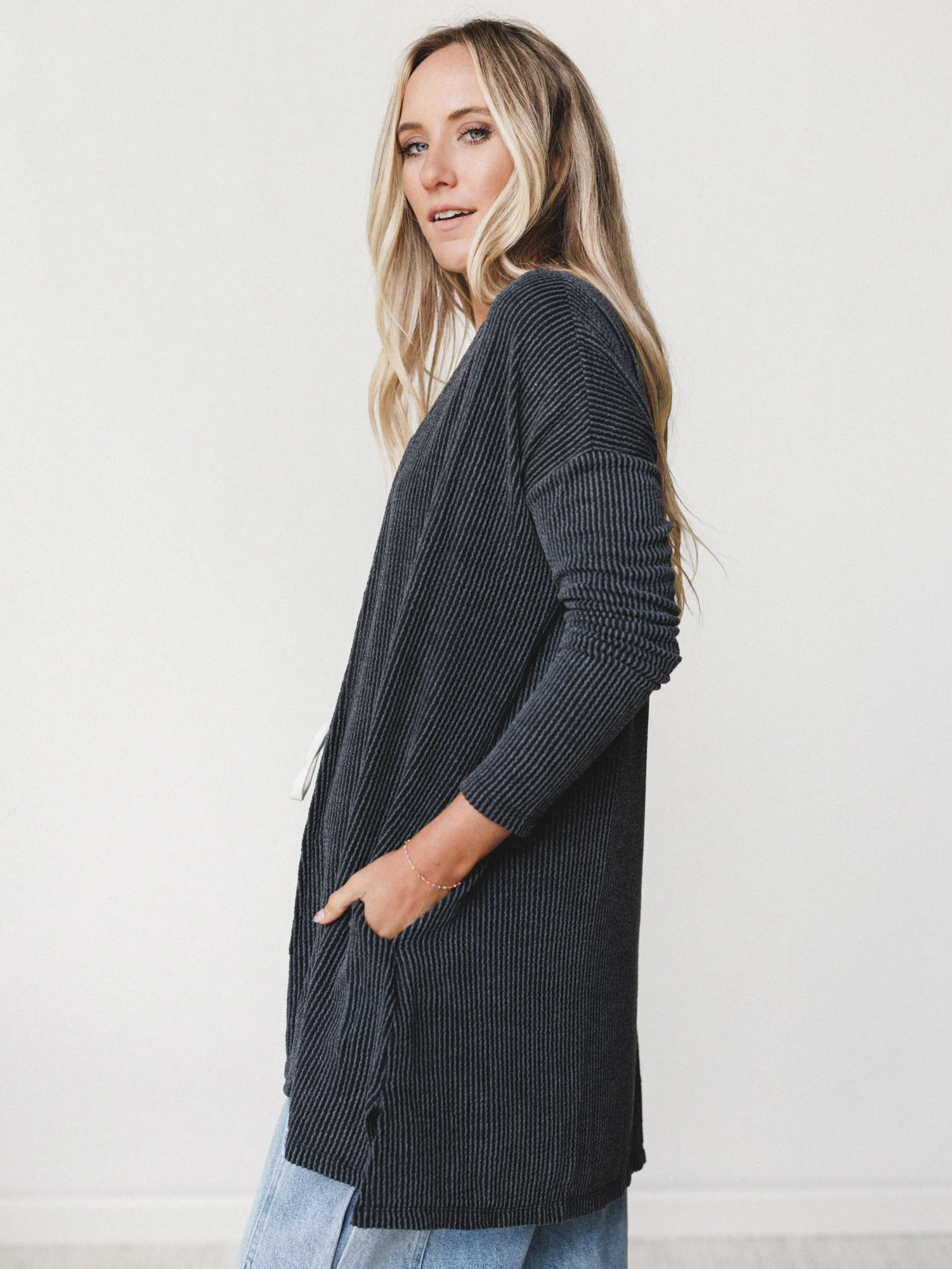 The Nest Classic Layers Cardigan - Charcoal - Image 4