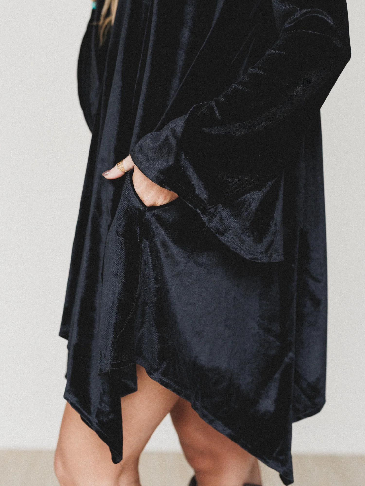 The Nest Golden Hour Bell Sleeve Velvet Dress - Black - Image 3