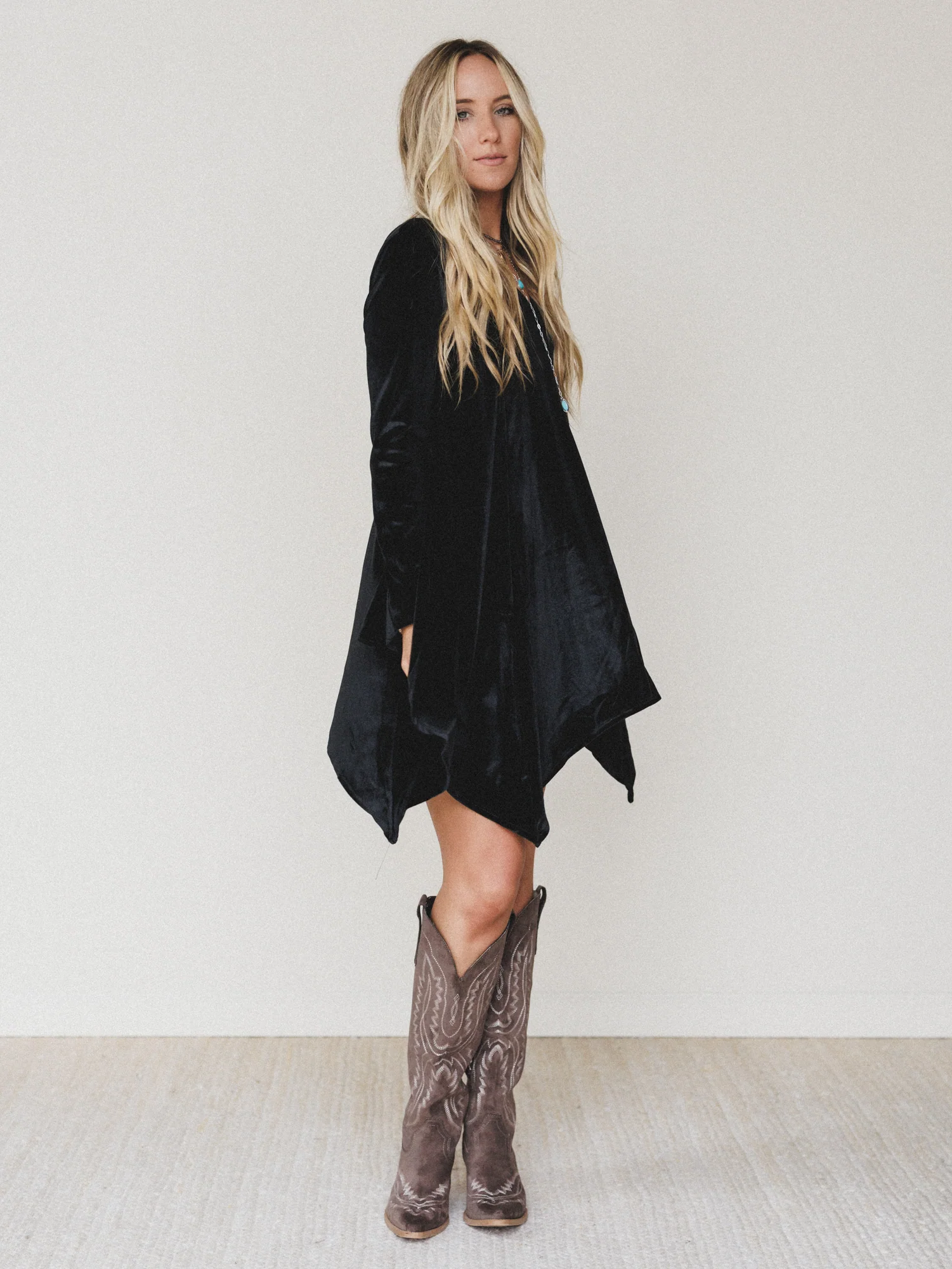 The Nest Golden Hour Bell Sleeve Velvet Dress - Black - Image 4