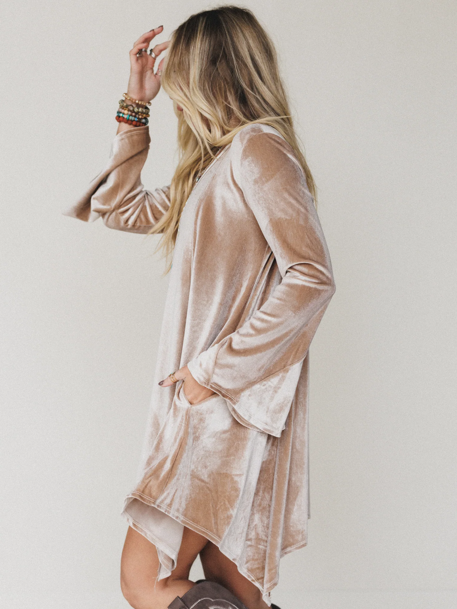 The Nest Golden Hour Bell Sleeve Velvet Dress - Coco - Image 4