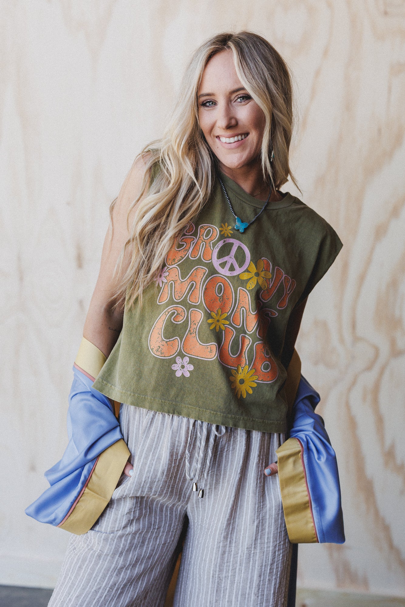 The Nest Groovy Moms Club Graphic Top - Faded Army - Pre Order - Image 2