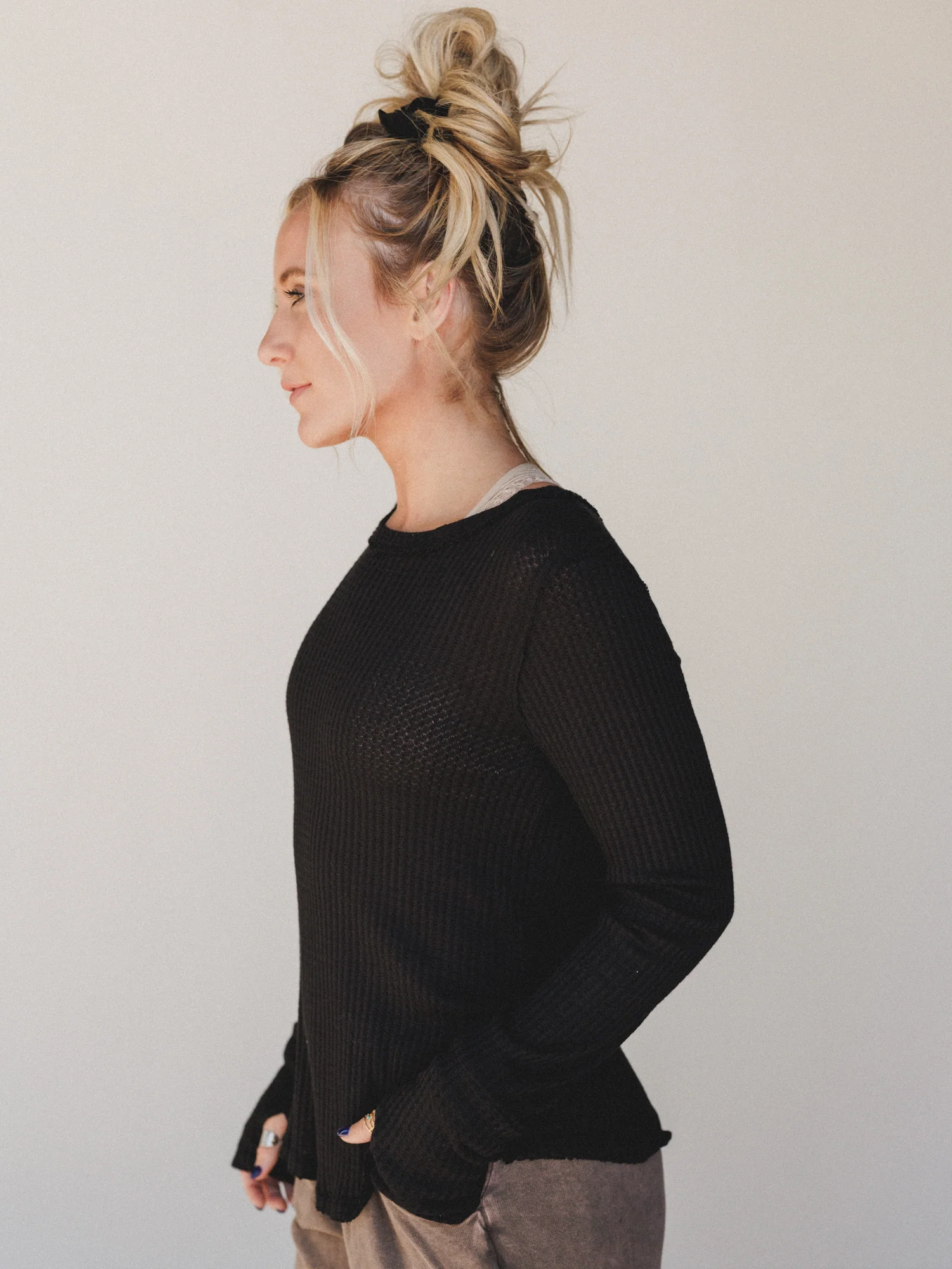 The Nest Jacqueline Waffle Long Sleeve Top - Black - Image 3