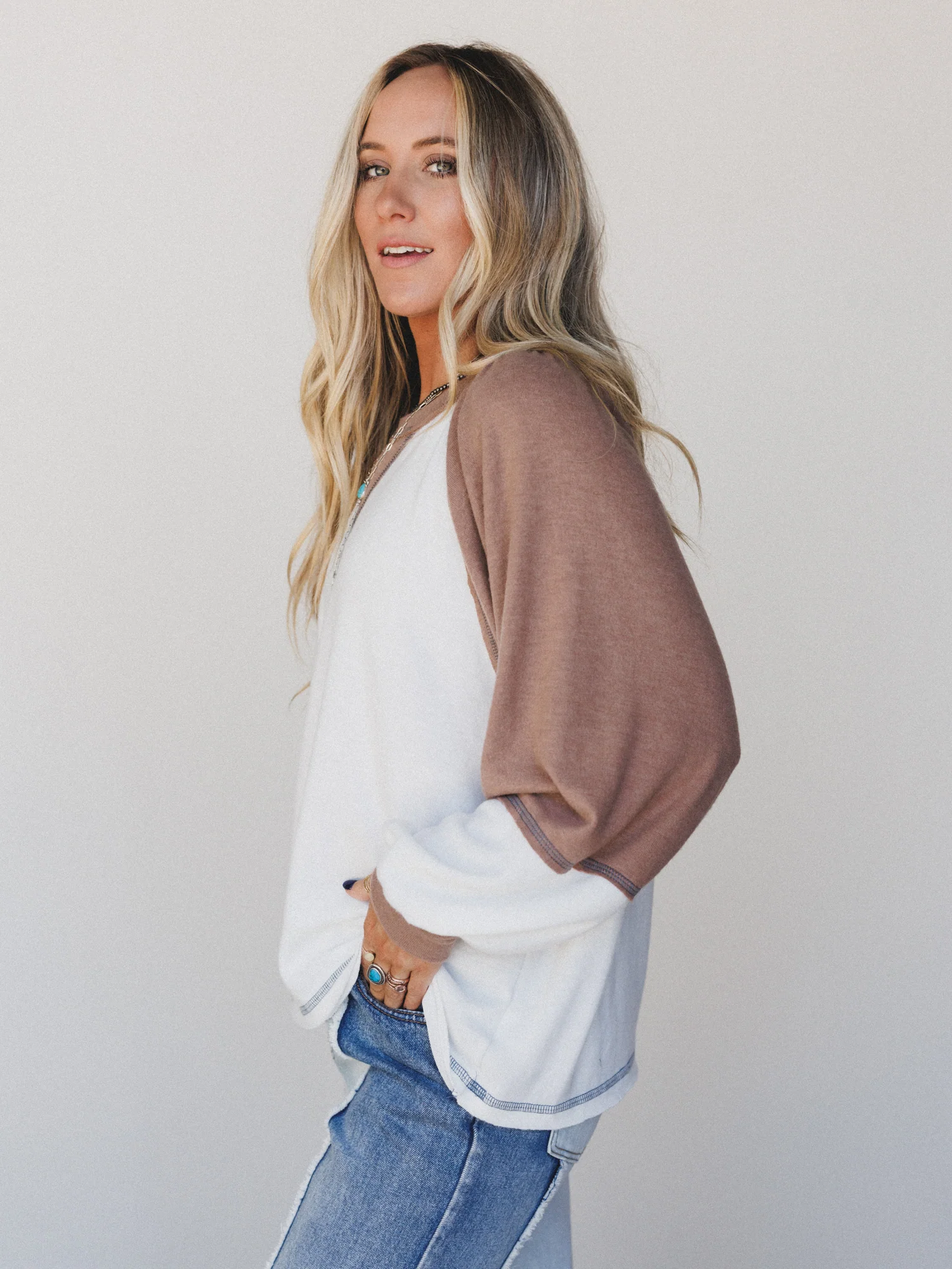 The Nest Jules Contrast Pullover Top - Off White Mocha - Image 3