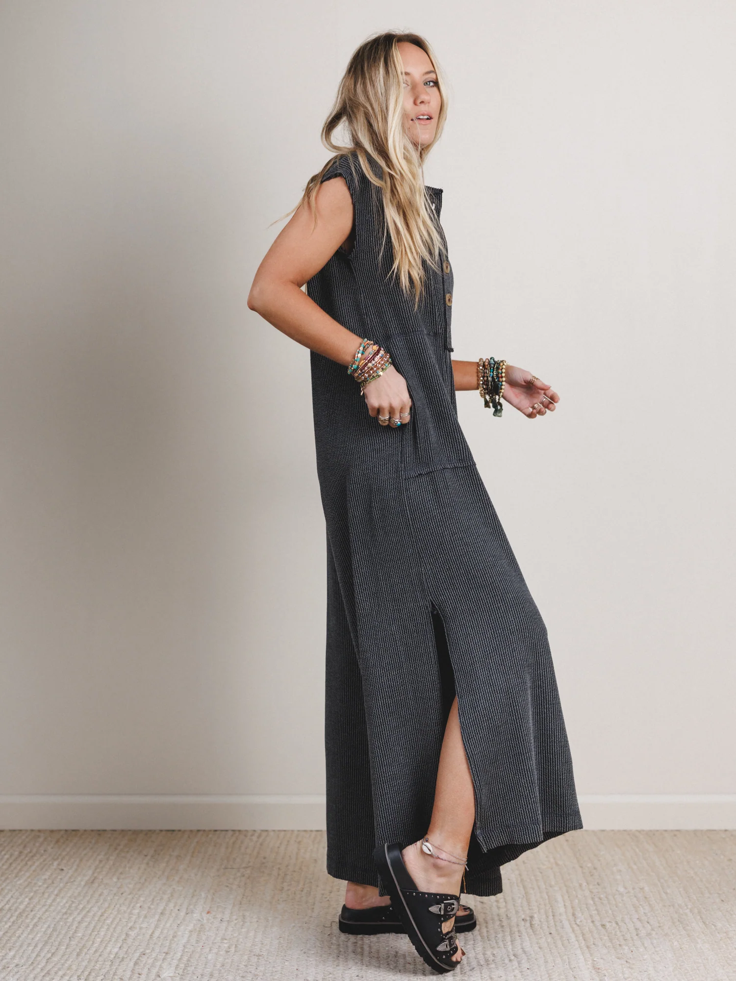 The Nest Madeline Textured Jumpsuit - Charcoal - Image 4