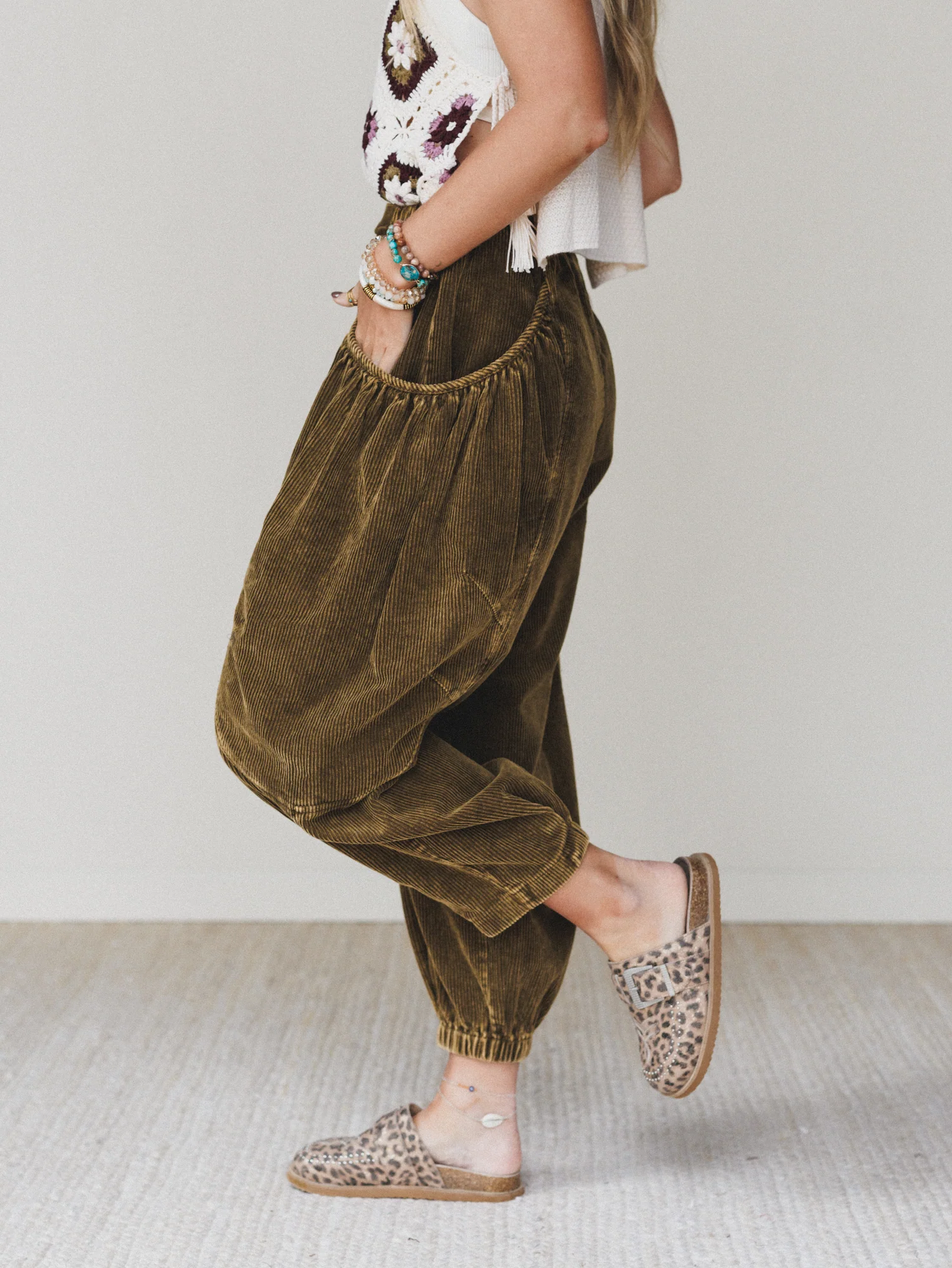 The Nest Nora Gathered Barrel Corduroy Pant - Olive - Image 5