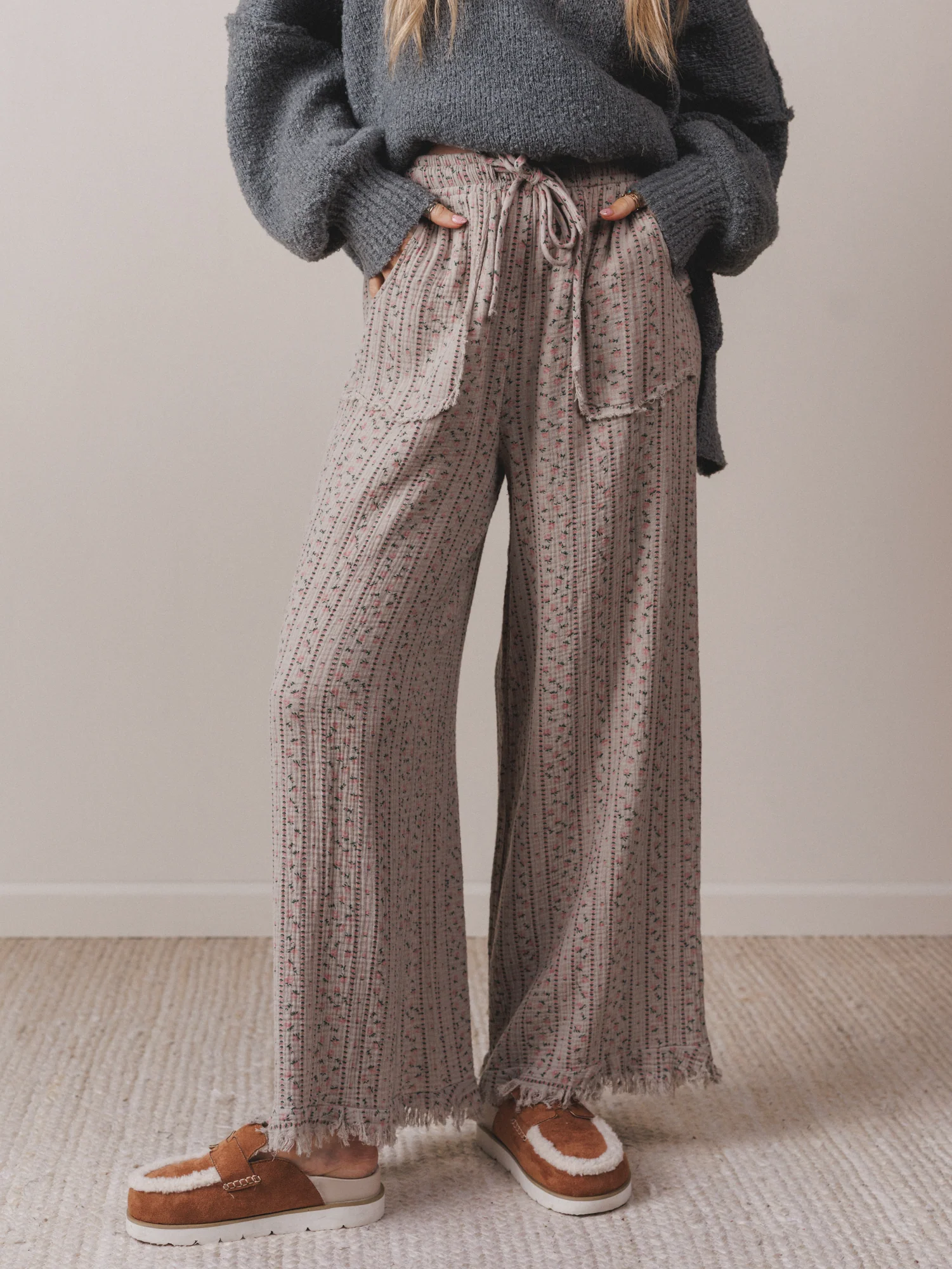The Nest Sandra Wide Leg Ruffle Pant - Taupe