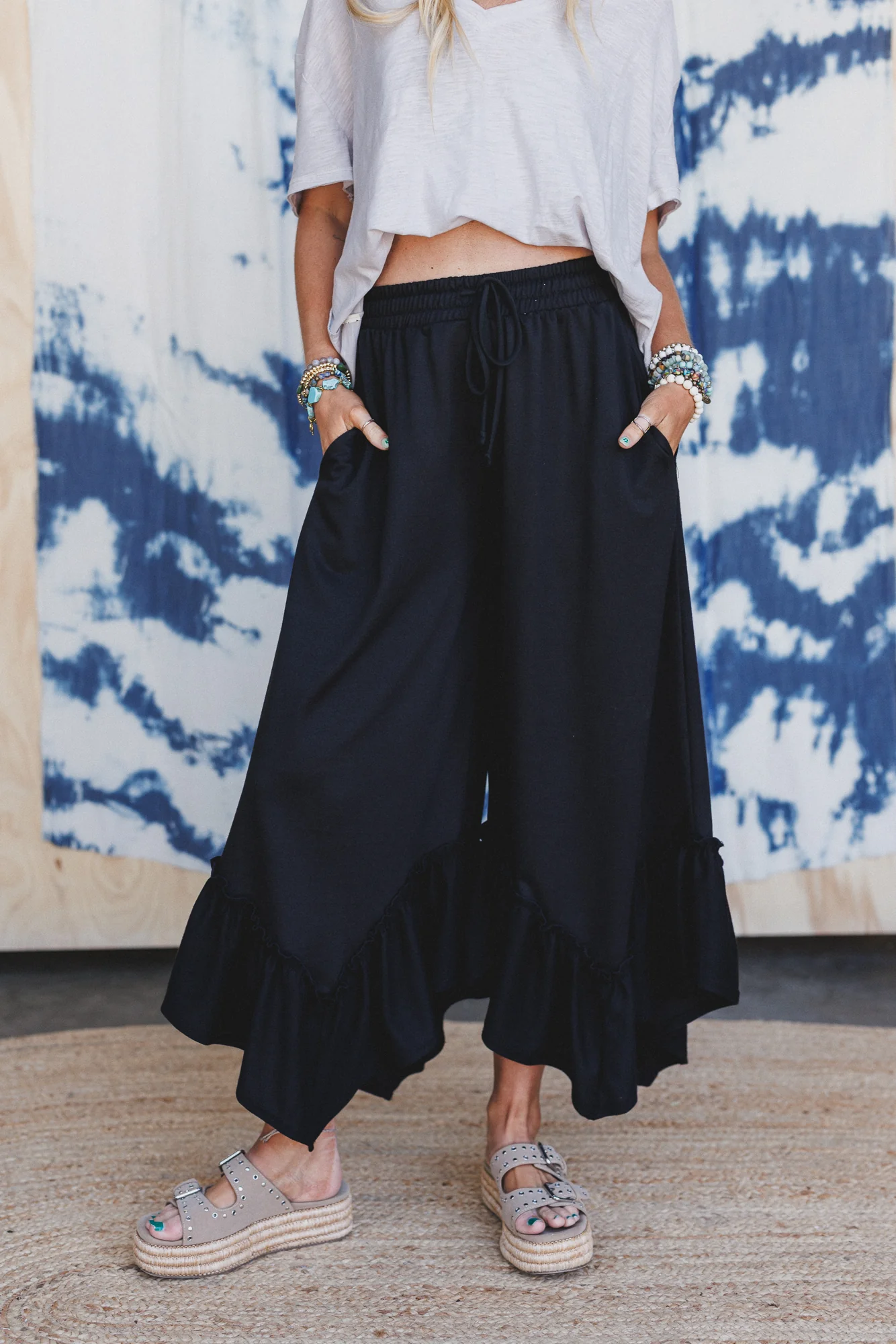 The Nest Serene Flow Ruffled Pants - Black - Image 3