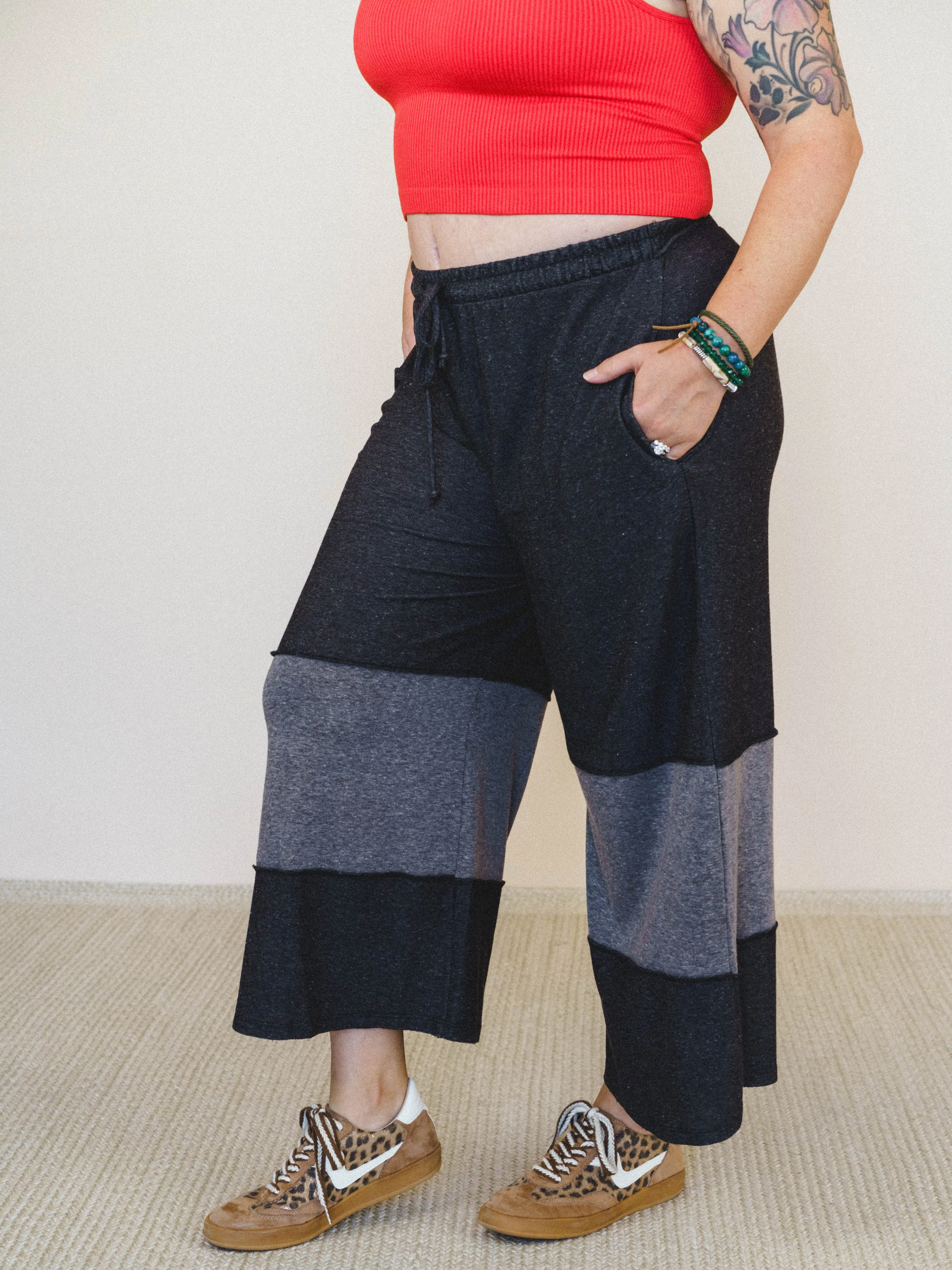 The Nest Soft Horizon Pant - Black - Image 3