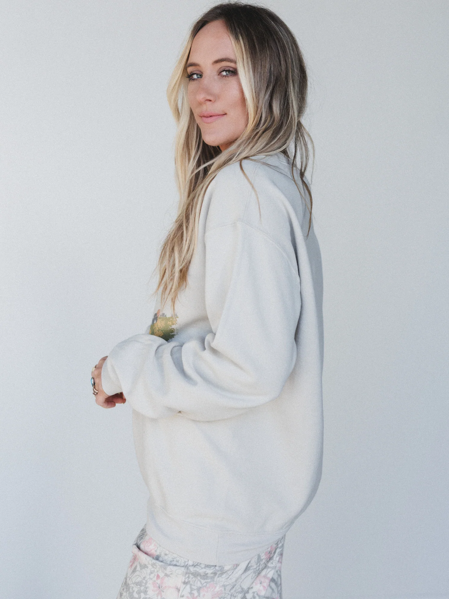 The Nest Spirit Of The Wild Sweatshirt - Sand - Image 3