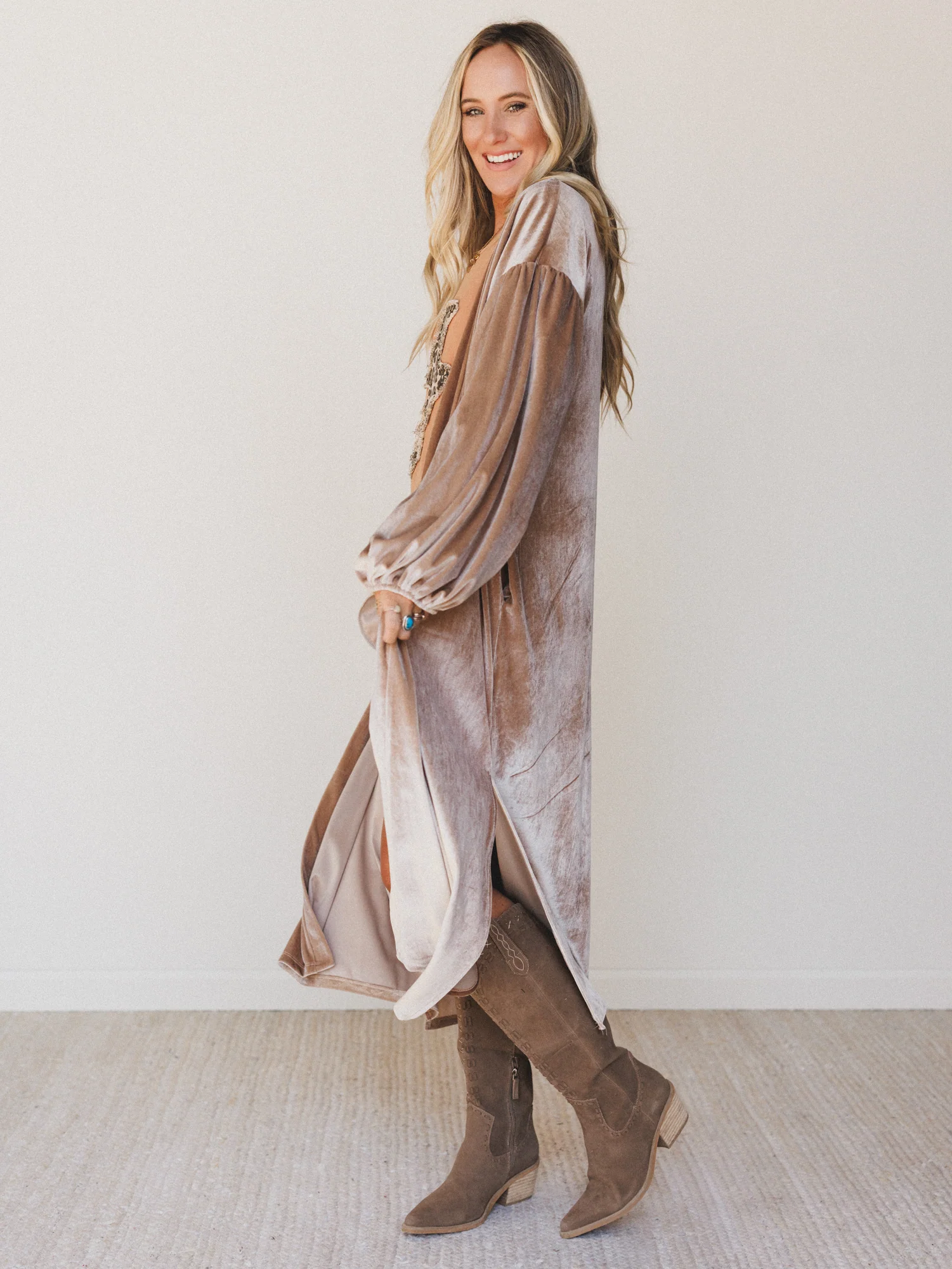 The Nest Sydney Velvet Duster Cardigan - Coco - Image 3