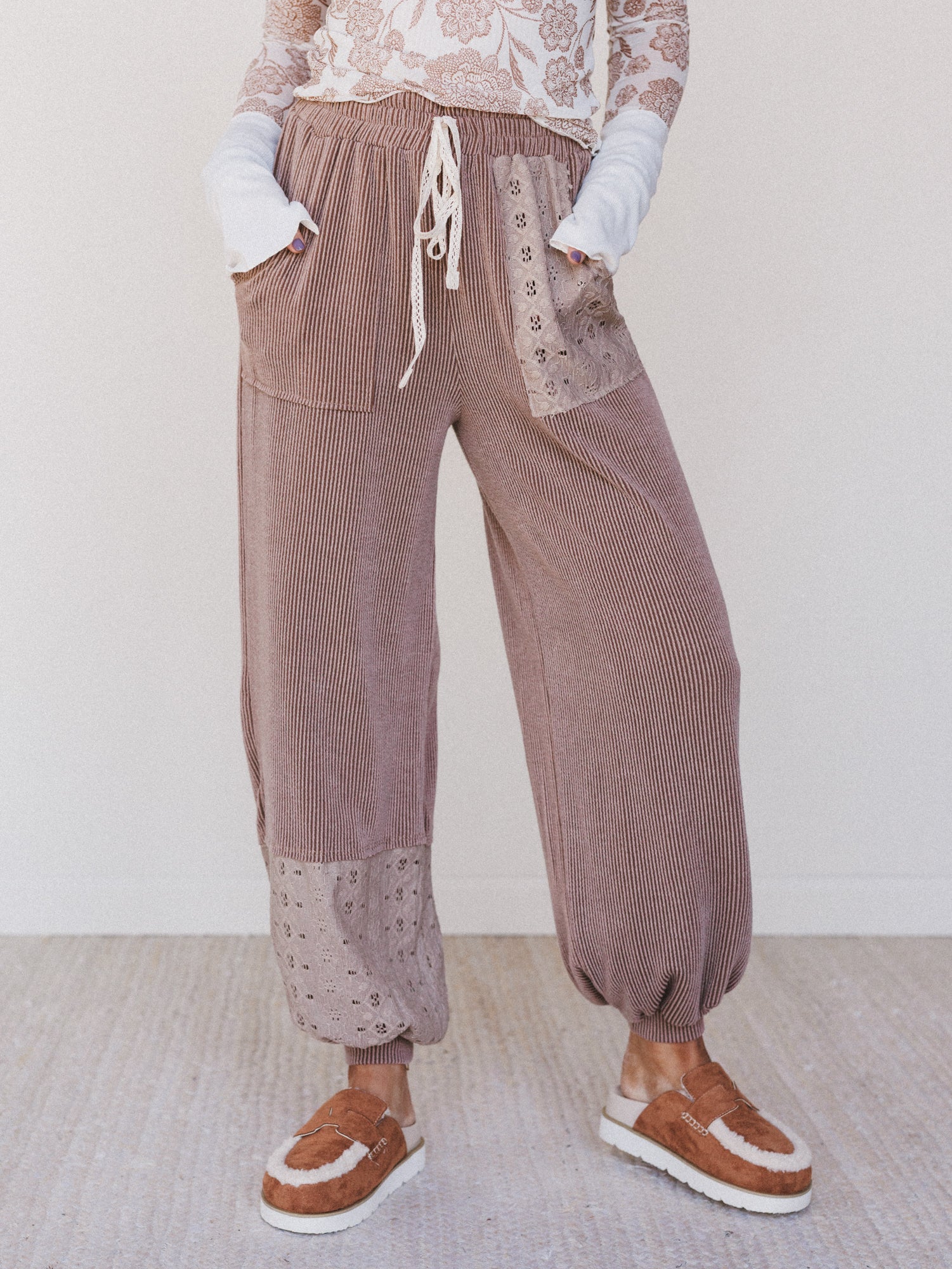 The Nest Weekend Warrior Joggers - Coffee - Image 3