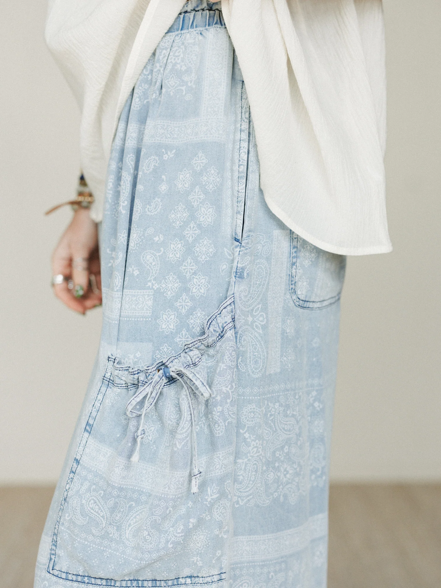Time to Arrive Pants - Light Denim - Image 3