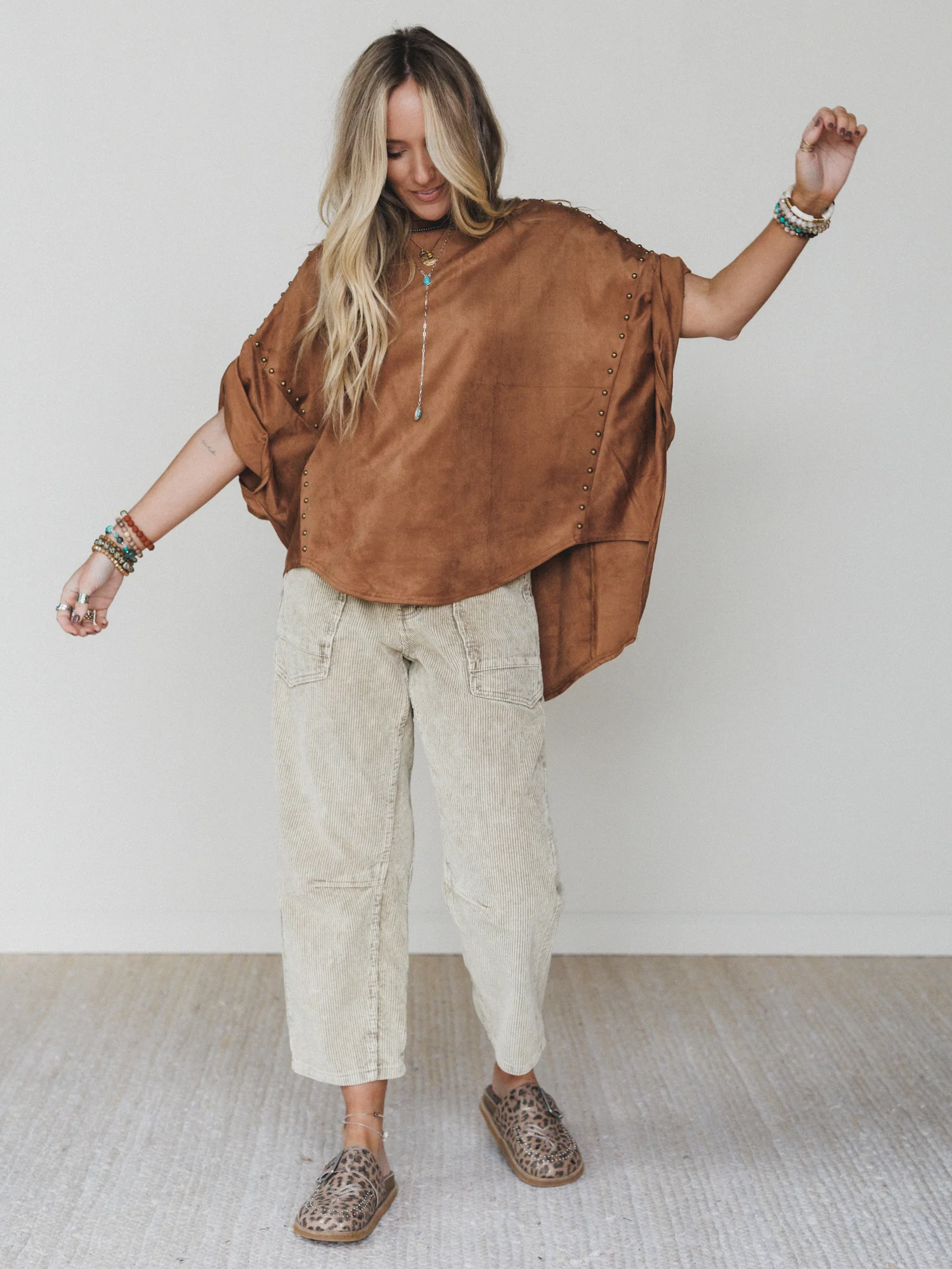 Tomcat Studded High Low Top - Camel - Image 4
