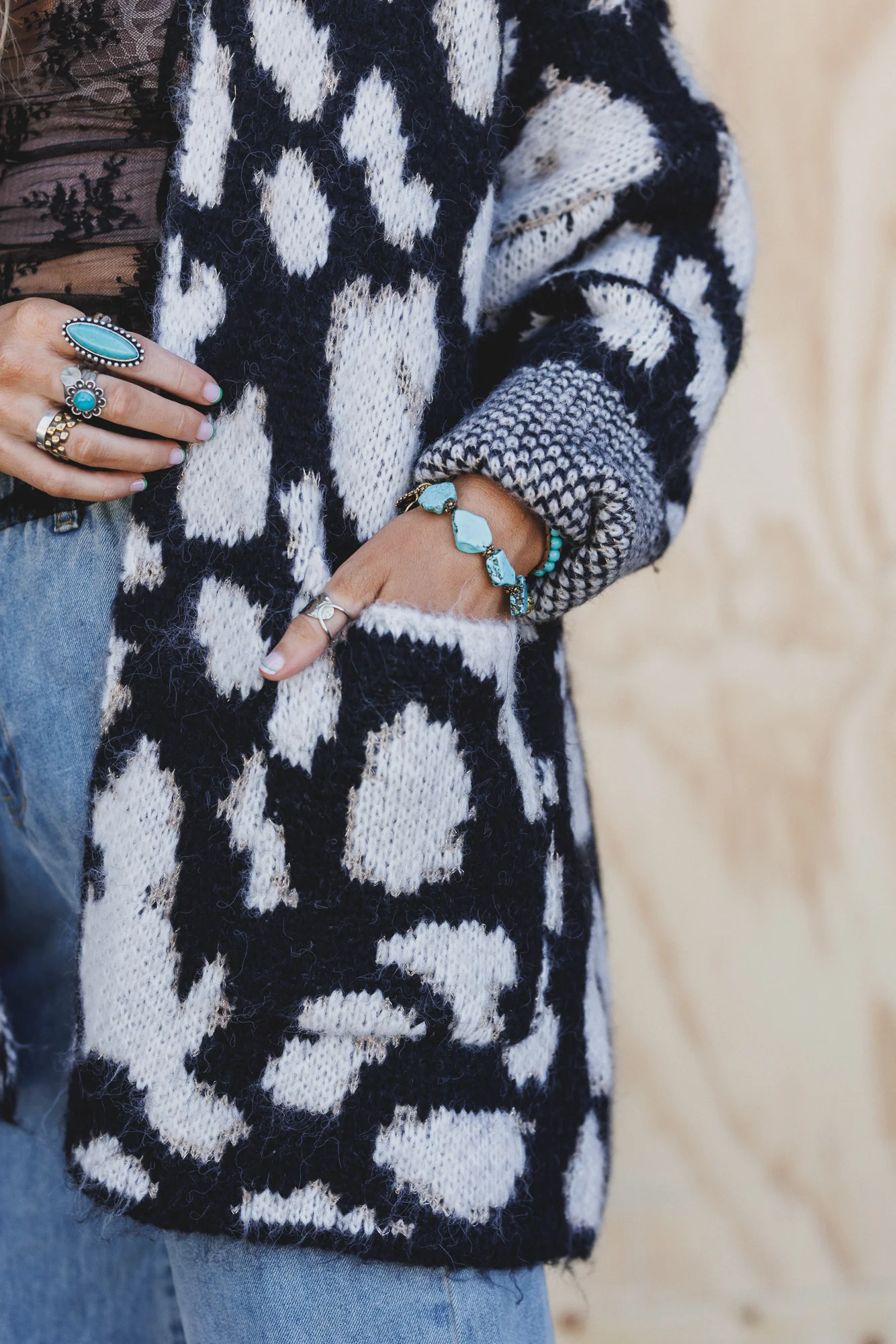 Viva Leopard Print Cardigan - Black - Image 2