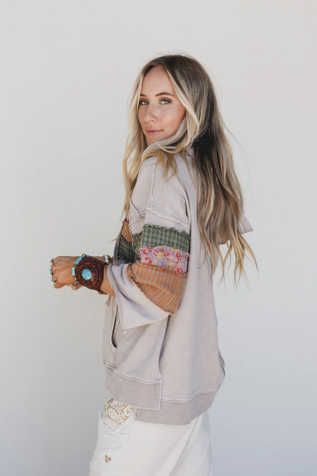 Wanderwest Hoodie Pullover - Taupe - Image 3