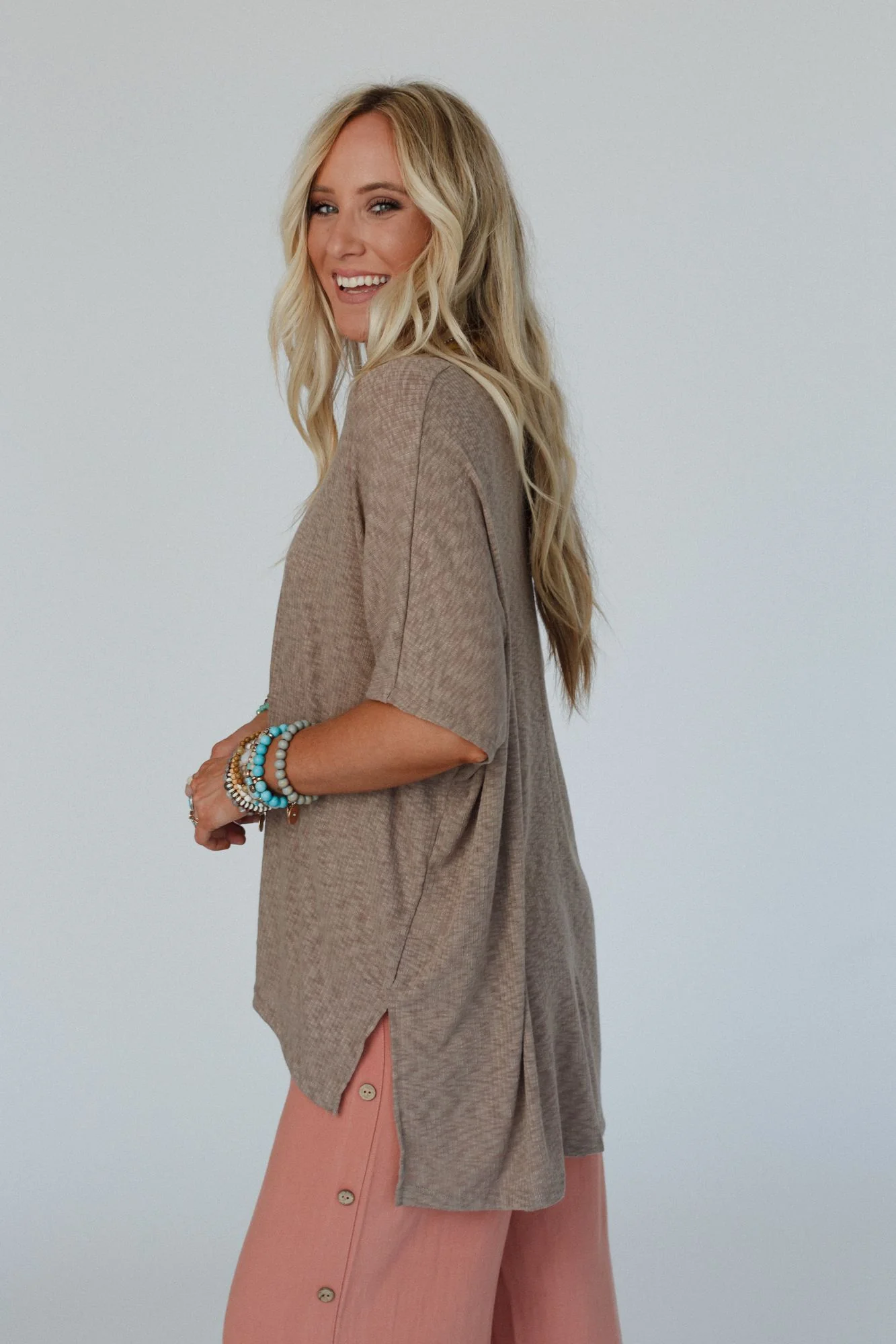 The Nest Warm Nights V Neck Top - Mocha Dark - Image 2