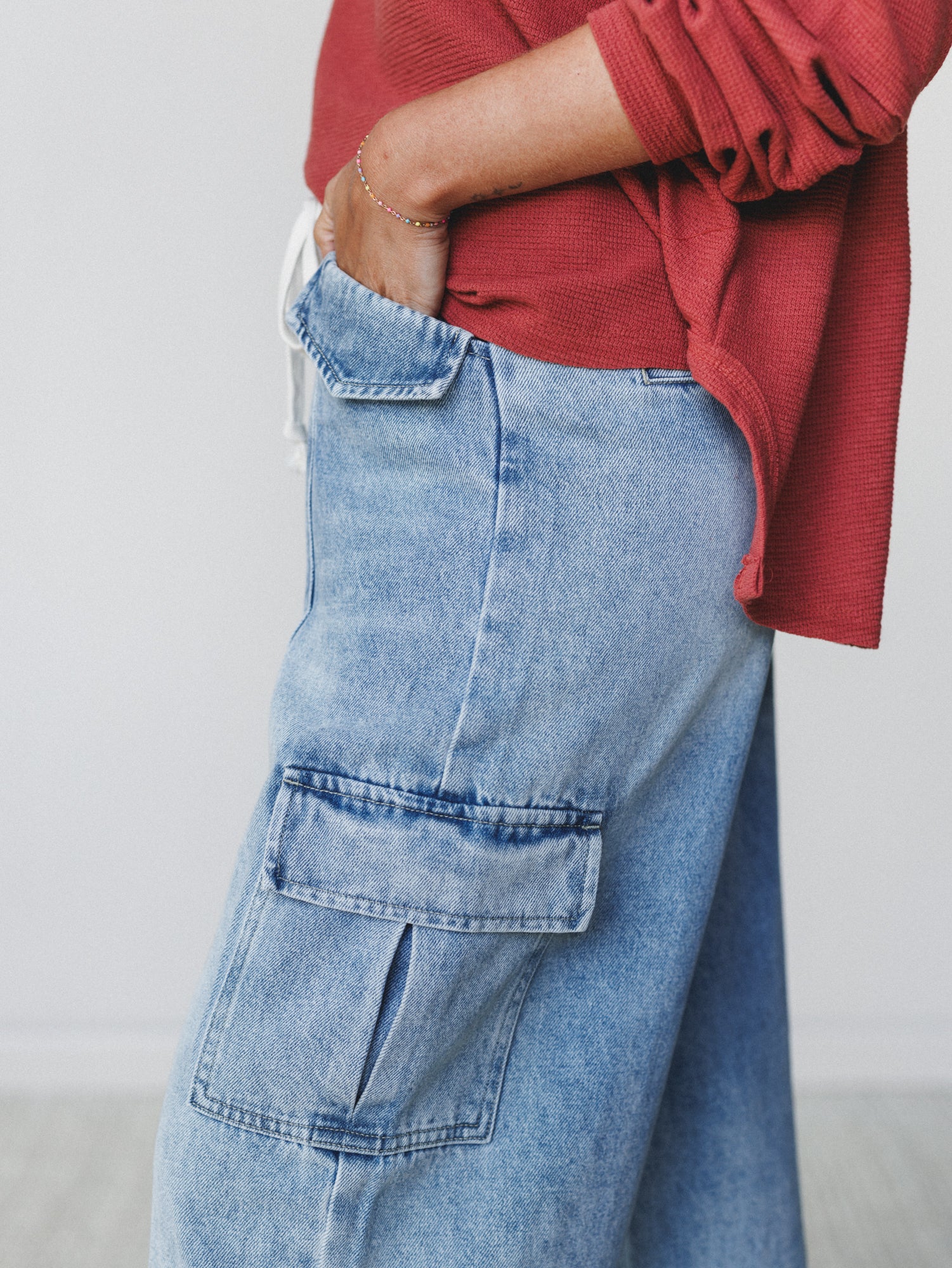 Whisper Sky Cargo Jeans - Light Denim - Image 5