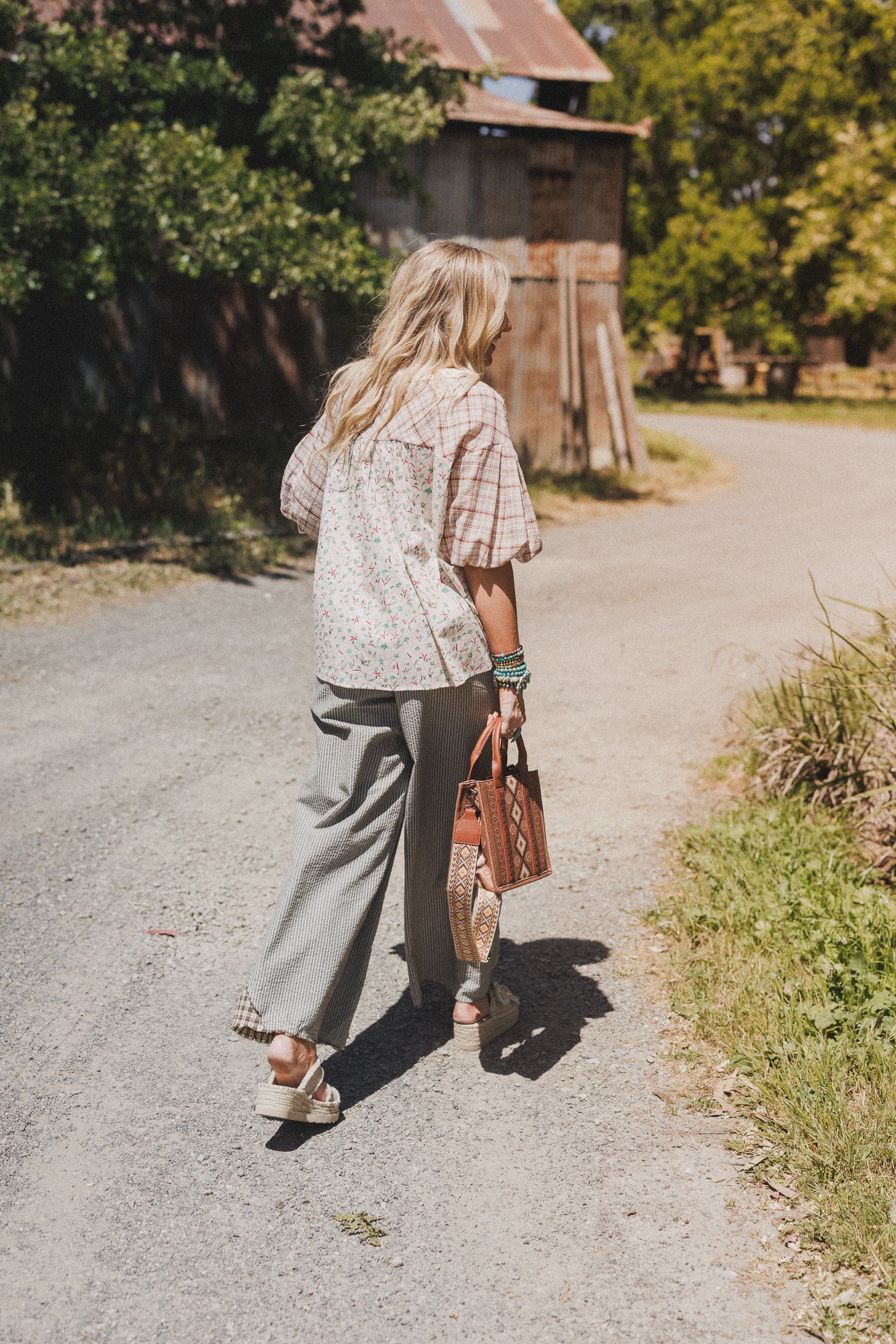 Wild Chamomile Bubble Sleeve Top - Natural - Image 5