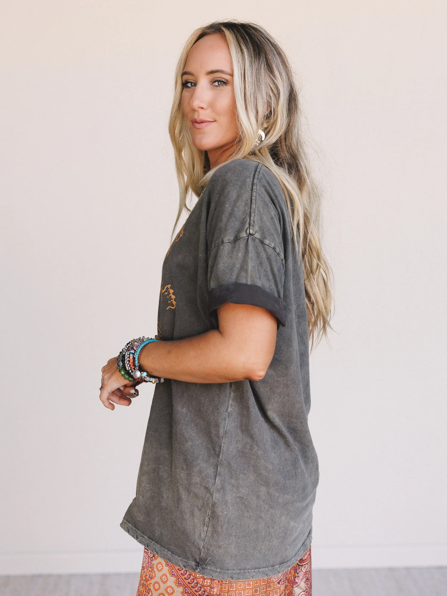 Wild Moves Tiger Graphic Tee - Charcoal - Image 5